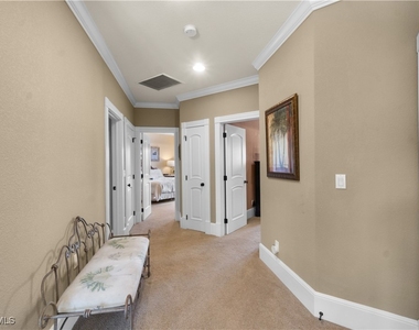 611 18th Avenue S - Photo Thumbnail 16