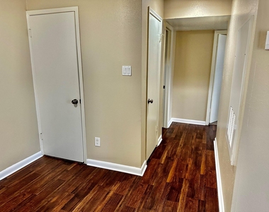 2750 Holly Hall Street - Photo Thumbnail 4