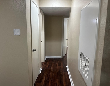 2750 Holly Hall Street - Photo Thumbnail 6