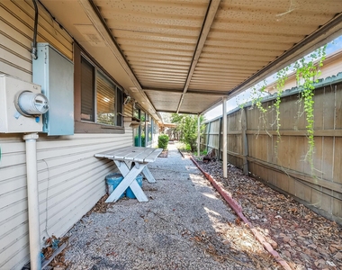 1535 Beaconshire Road - Photo Thumbnail 22