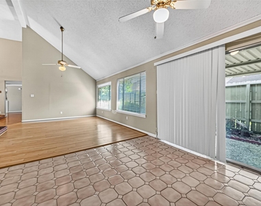 1535 Beaconshire Road - Photo Thumbnail 26