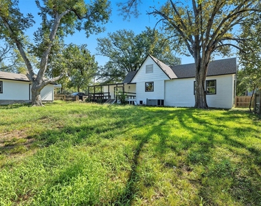 605 N Main Street - Photo Thumbnail 20