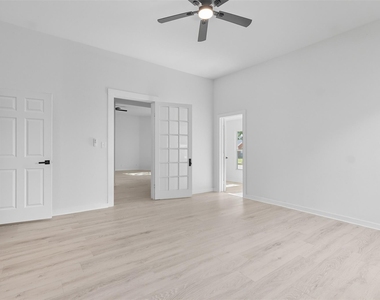 605 N Main Street - Photo Thumbnail 9