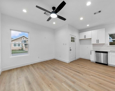 2801 Nettleton Street - Photo Thumbnail 2