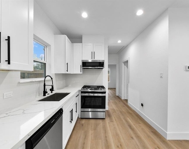 2801 Nettleton Street - Photo Thumbnail 5