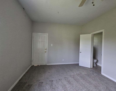 1824 Magnolia Street - Photo Thumbnail 1