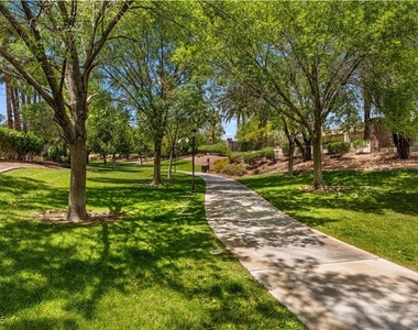 3010 Hammerwood Drive - Photo Thumbnail 34