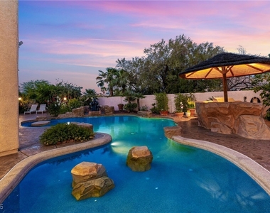 3010 Hammerwood Drive - Photo Thumbnail 4