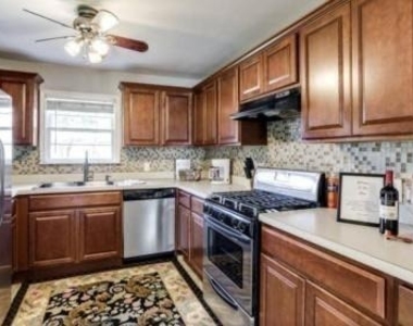 4000 Winfield Avenue - Photo Thumbnail 11