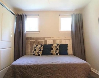 4000 Winfield Avenue - Photo Thumbnail 26