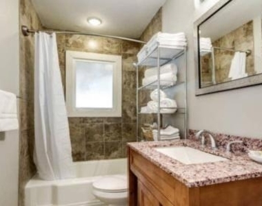 4000 Winfield Avenue - Photo Thumbnail 17