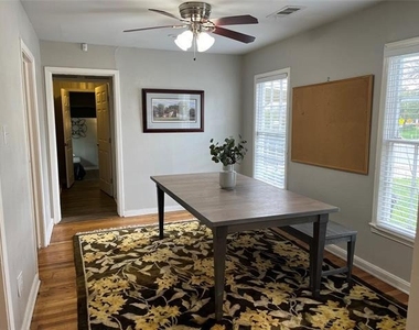 4000 Winfield Avenue - Photo Thumbnail 7