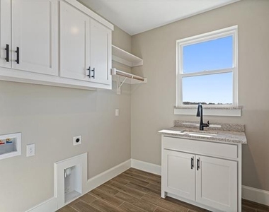 1607 Pebble Beach Lane - Photo Thumbnail 22