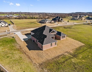 1607 Pebble Beach Lane - Photo Thumbnail 33