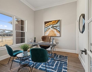 1607 Pebble Beach Lane - Photo Thumbnail 11