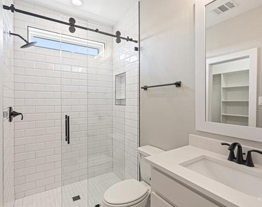 1607 Pebble Beach Lane - Photo Thumbnail 14