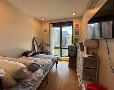693 Chauncey Street - Photo Thumbnail 11