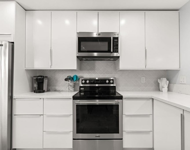 877 E Arenas Road - Photo Thumbnail 12