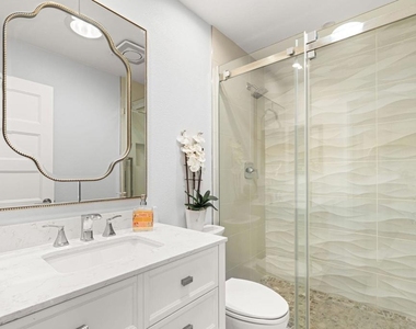 877 E Arenas Road - Photo Thumbnail 24
