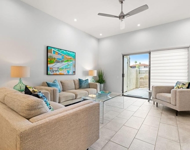 877 E Arenas Road - Photo Thumbnail 7