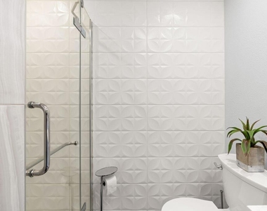 877 E Arenas Road - Photo Thumbnail 22