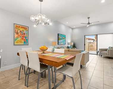 877 E Arenas Road - Photo Thumbnail 8