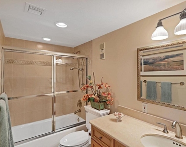 5550 N Ocean Drive - Photo Thumbnail 36