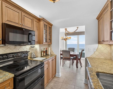 5550 N Ocean Drive - Photo Thumbnail 18