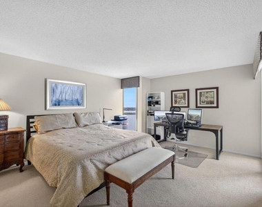 5550 N Ocean Drive - Photo Thumbnail 23