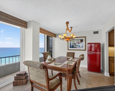 5550 N Ocean Drive - Photo Thumbnail 10