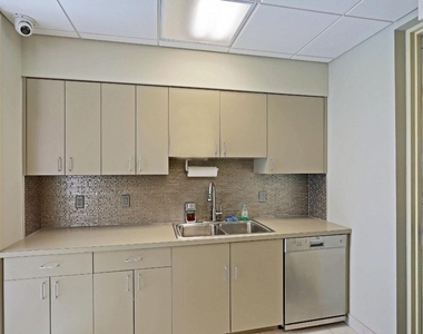 5550 N Ocean Drive - Photo Thumbnail 76