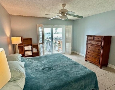 1868 Sw Palm City Road - Photo Thumbnail 11