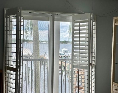 1868 Sw Palm City Road - Photo Thumbnail 12