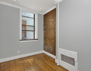 221 East 23rd Street, Unit 8 - Photo Thumbnail 5
