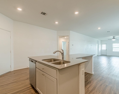 341 Escondido Cir - Photo Thumbnail 1