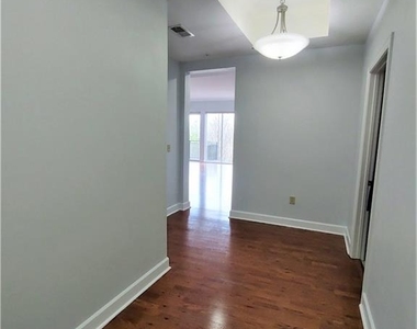 2950 Mount Wilkinson Parkway Se - Photo Thumbnail 2