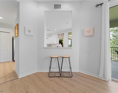8217 Parkstone Place - Photo Thumbnail 15