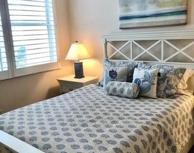 5550 Heron Point Drive - Photo Thumbnail 9