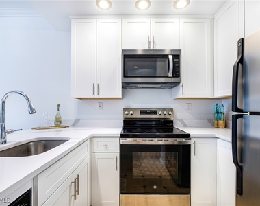 3320 Olympic Drive - Photo Thumbnail 5