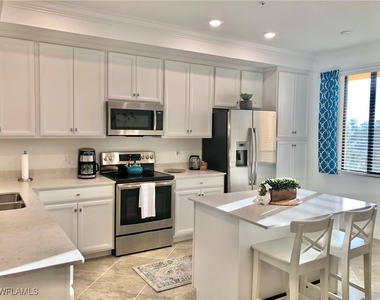 9596 Trevi Court - Photo Thumbnail 14