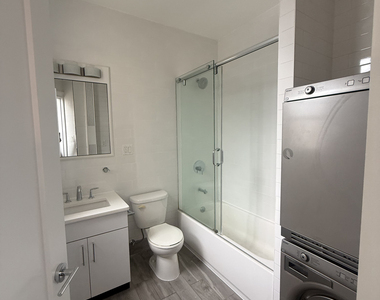 166 West 72nd Street - Photo Thumbnail 12