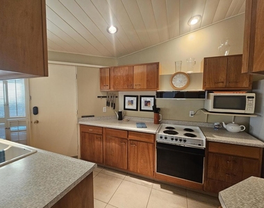 37800 Da Vall Drive - Photo Thumbnail 9