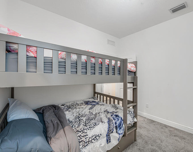 930 Sw Prairie Avenue - Photo Thumbnail 55
