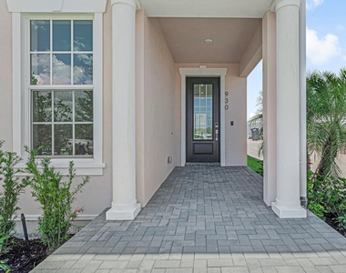 930 Sw Prairie Avenue - Photo Thumbnail 1