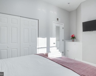 1255 Raum Street Ne - Photo Thumbnail 22