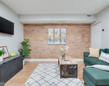 1255 Raum Street Ne - Photo Thumbnail 2