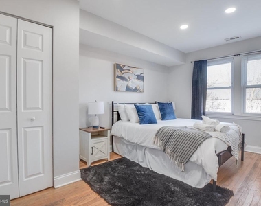 1255 Raum Street Ne - Photo Thumbnail 24