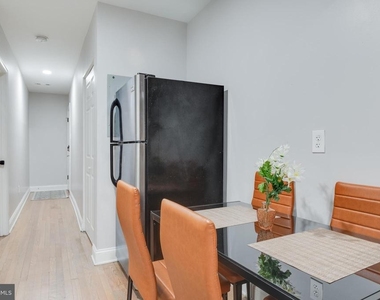 1255 Raum Street Ne - Photo Thumbnail 11