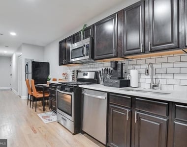 1255 Raum Street Ne - Photo Thumbnail 10
