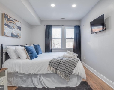1255 Raum Street Ne - Photo Thumbnail 25